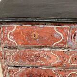 Patinated pink chest of drawers