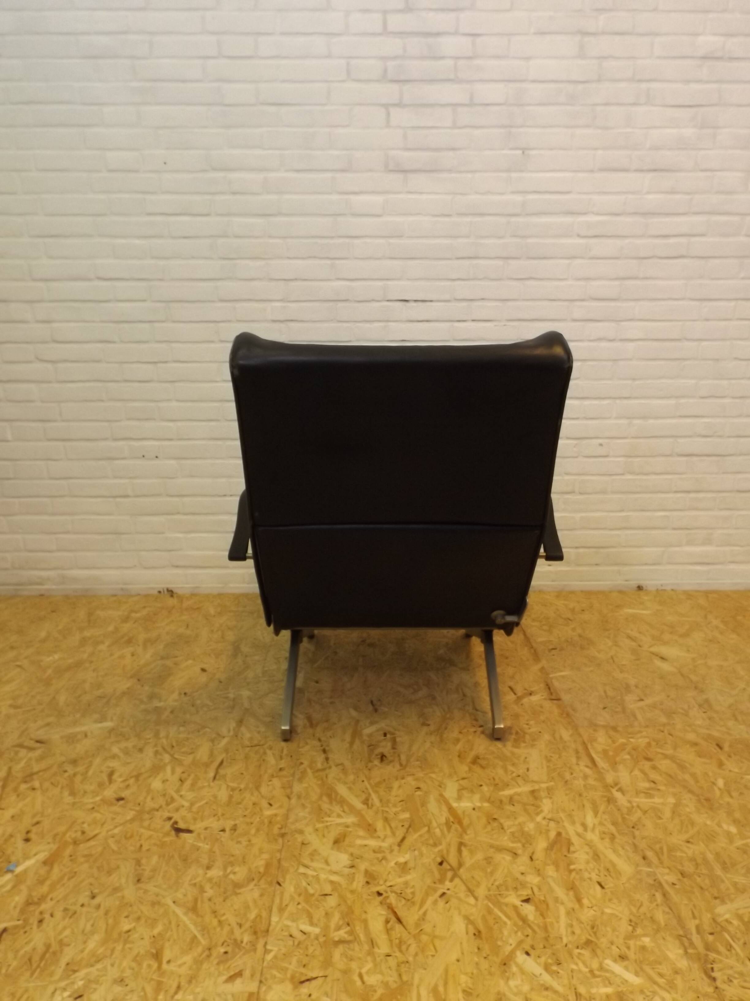 Tecno P40 chaise longue  , cuir noir