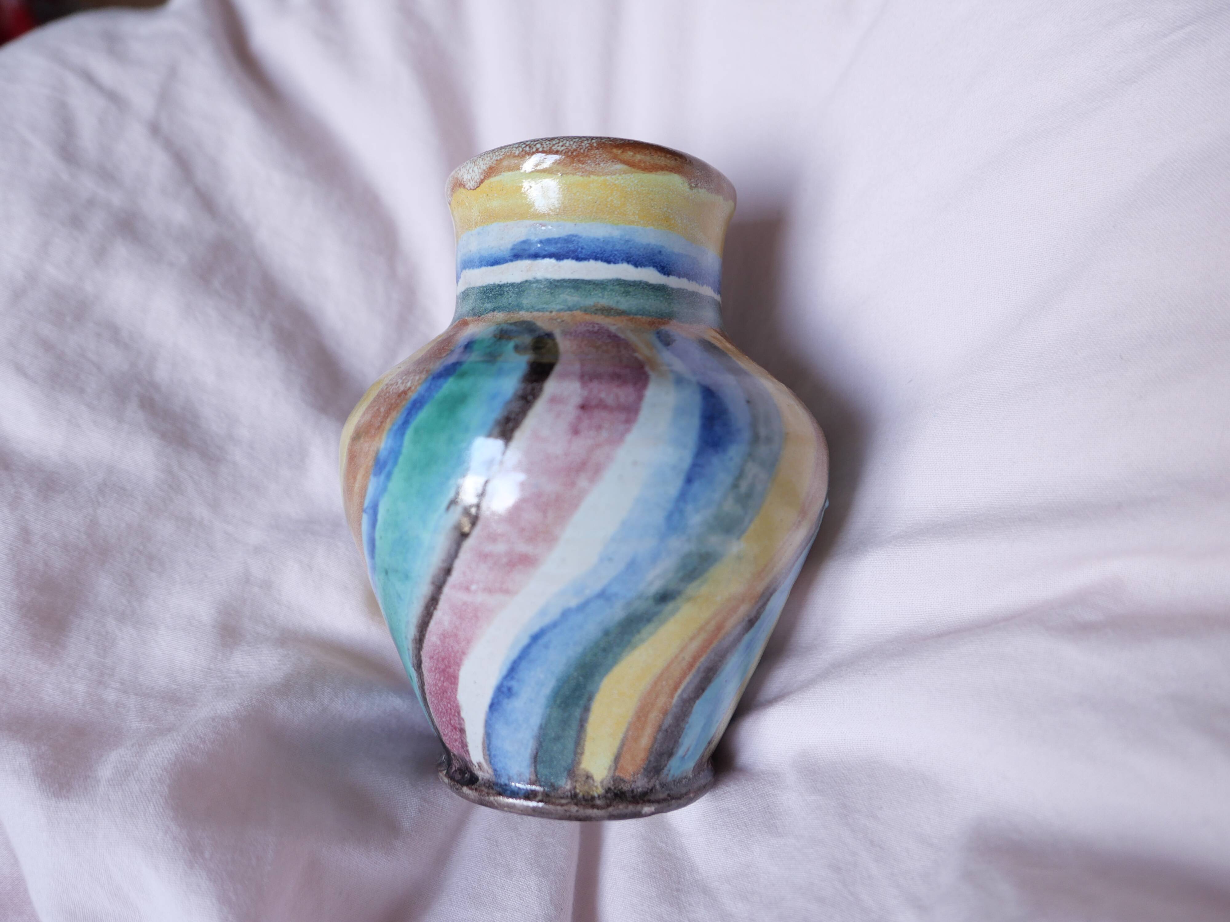 Multicolored vase Montigny sur Loing