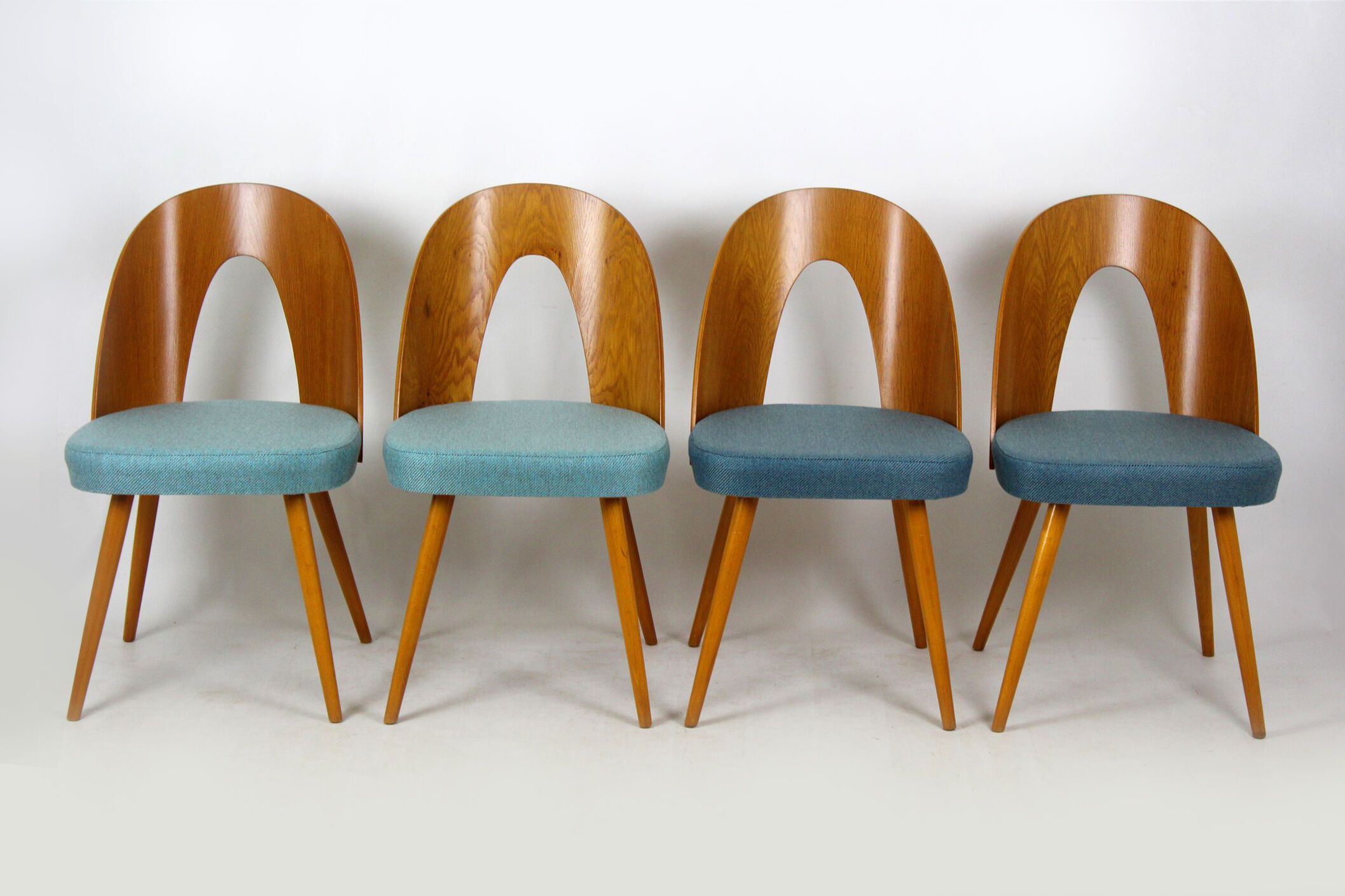 Dining Chairs by Antonin Suman for Tatra, 1960s, Set of 4