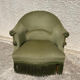 Paire de fauteuils crapaud vert vintage