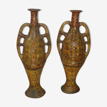 Paire d'amphores kabyles anciennes en poterie