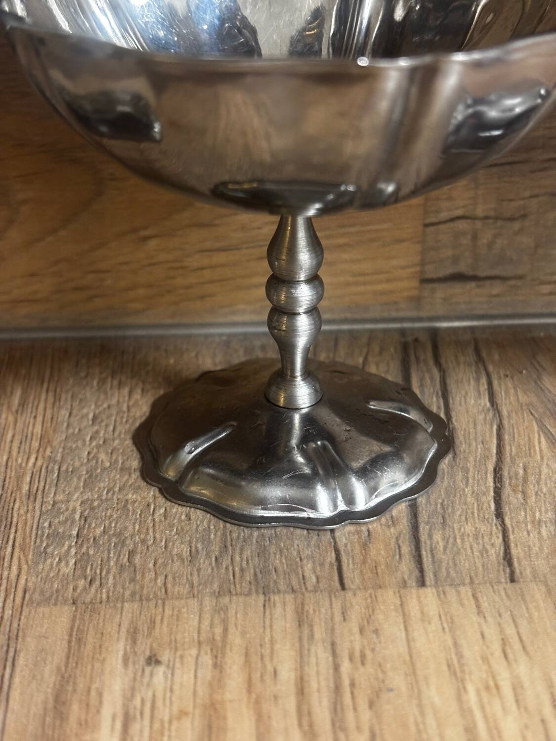 Vintage lot de 5 coupes en inox finement ciselées