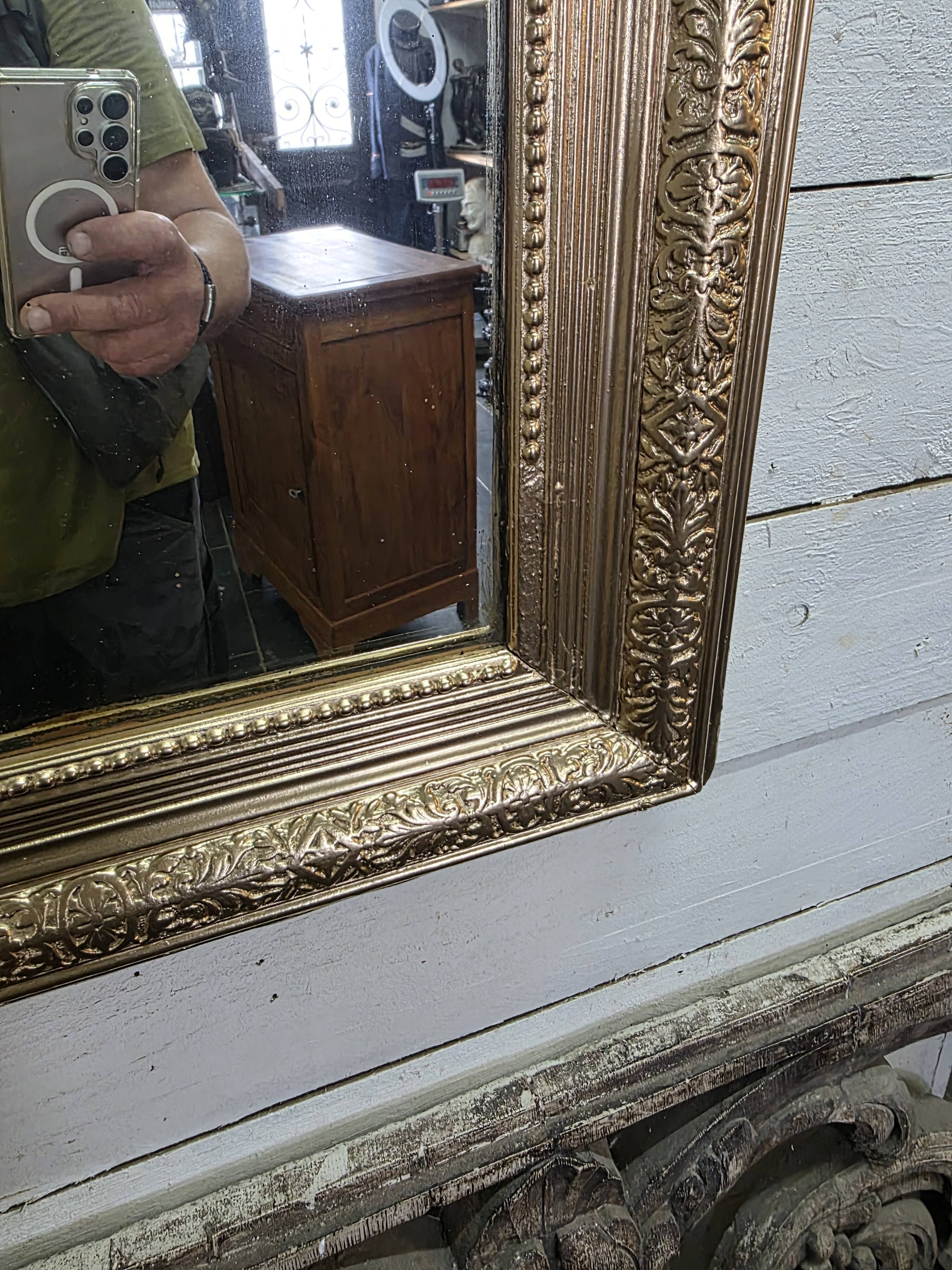 Miroir style Louis Philippe doré