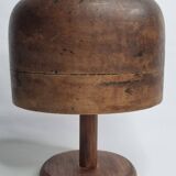 Standing wooden hat shape, 1900
