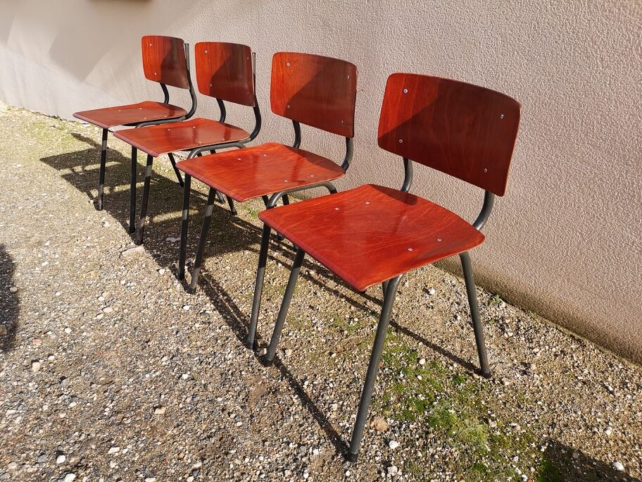 Set of 4 vintage chairs from the 60s/70s