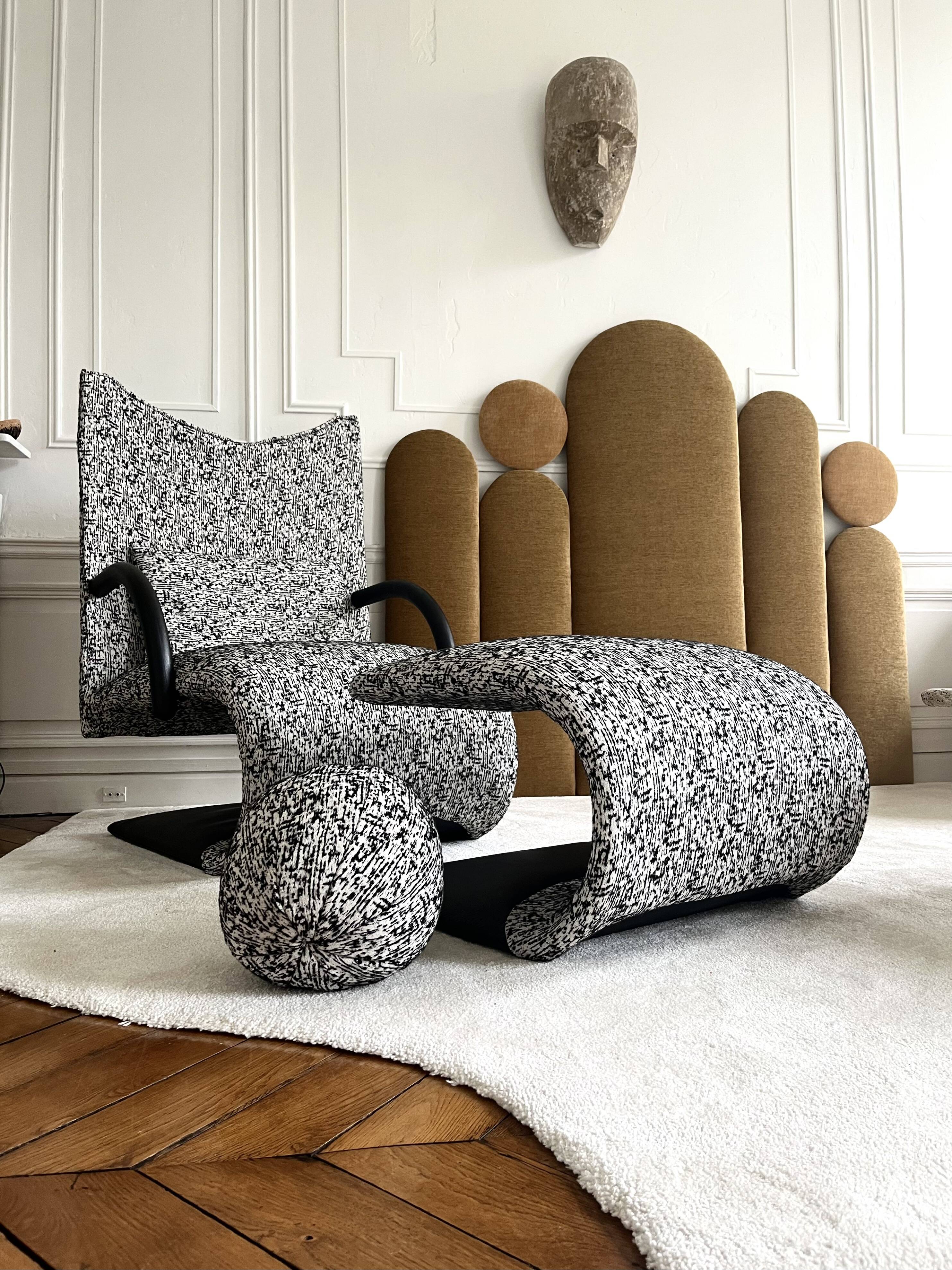 Armchair set and footrest vintage design line Roset Zen