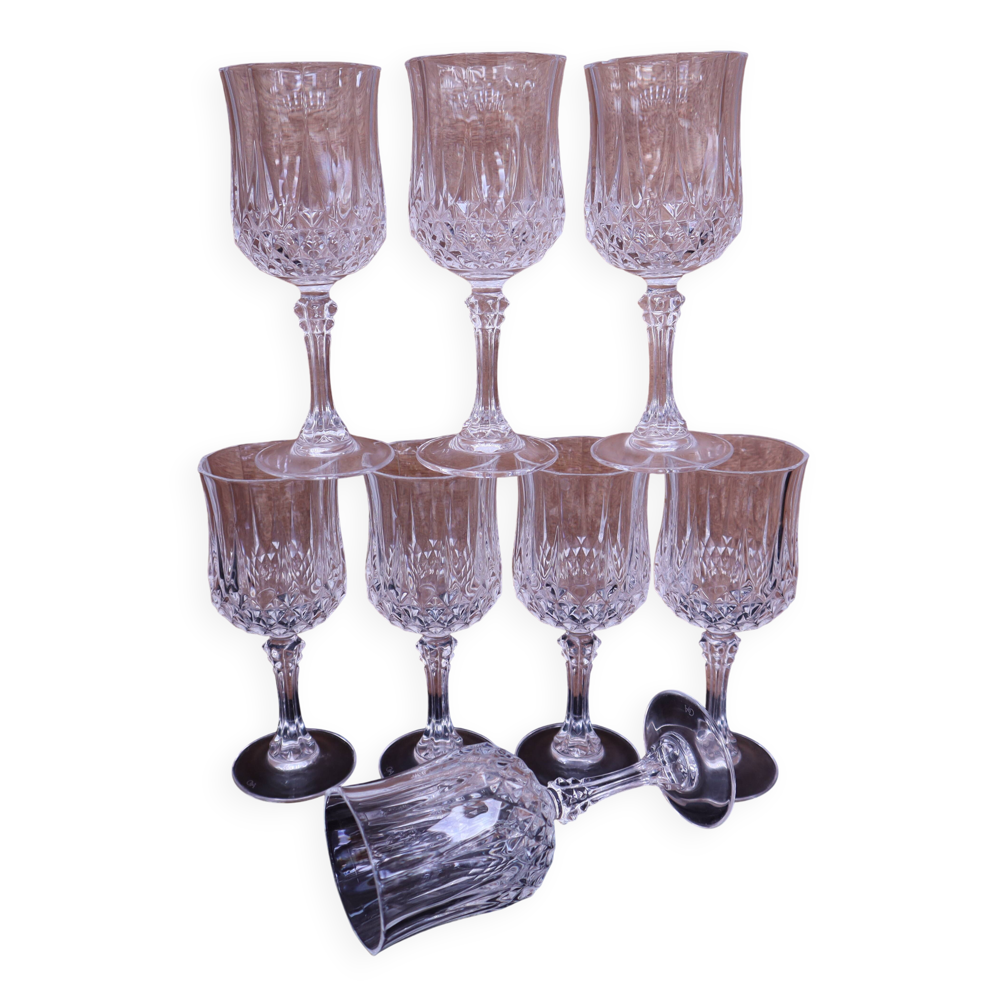 8 crystal red wine glasses from Arques, Longchamp model.