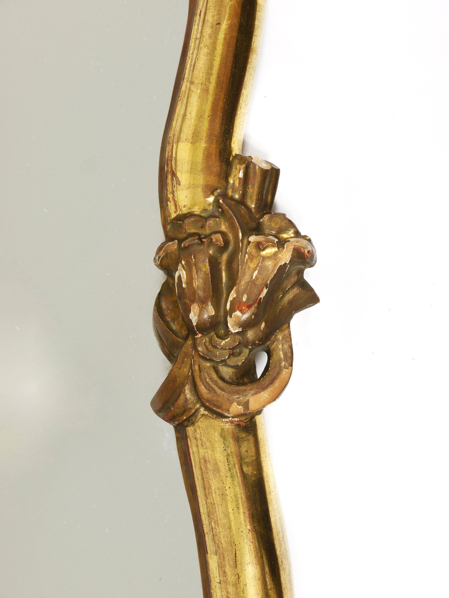 Max Welz Vienna Art Nouveau Hand-Carved Gilded Wood Wall Mirror, Austria, 1930s