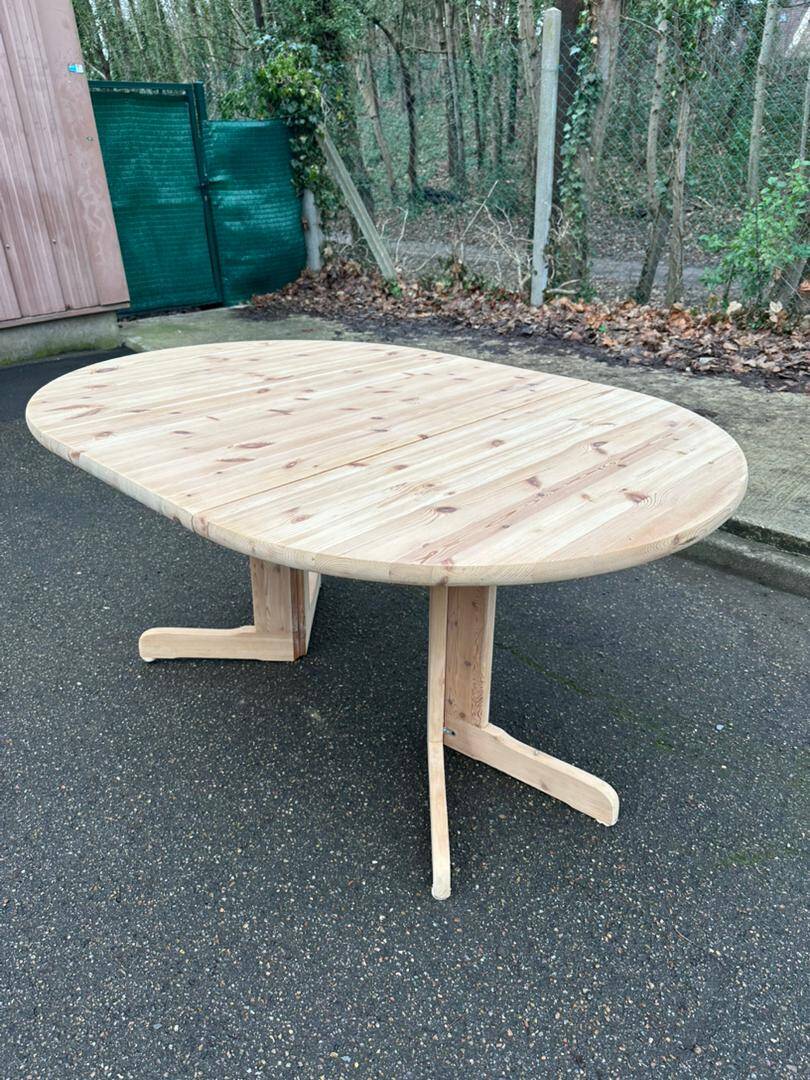 Round extendable dining table Rainer Daumiller for Hirtshals Sawaerk 145