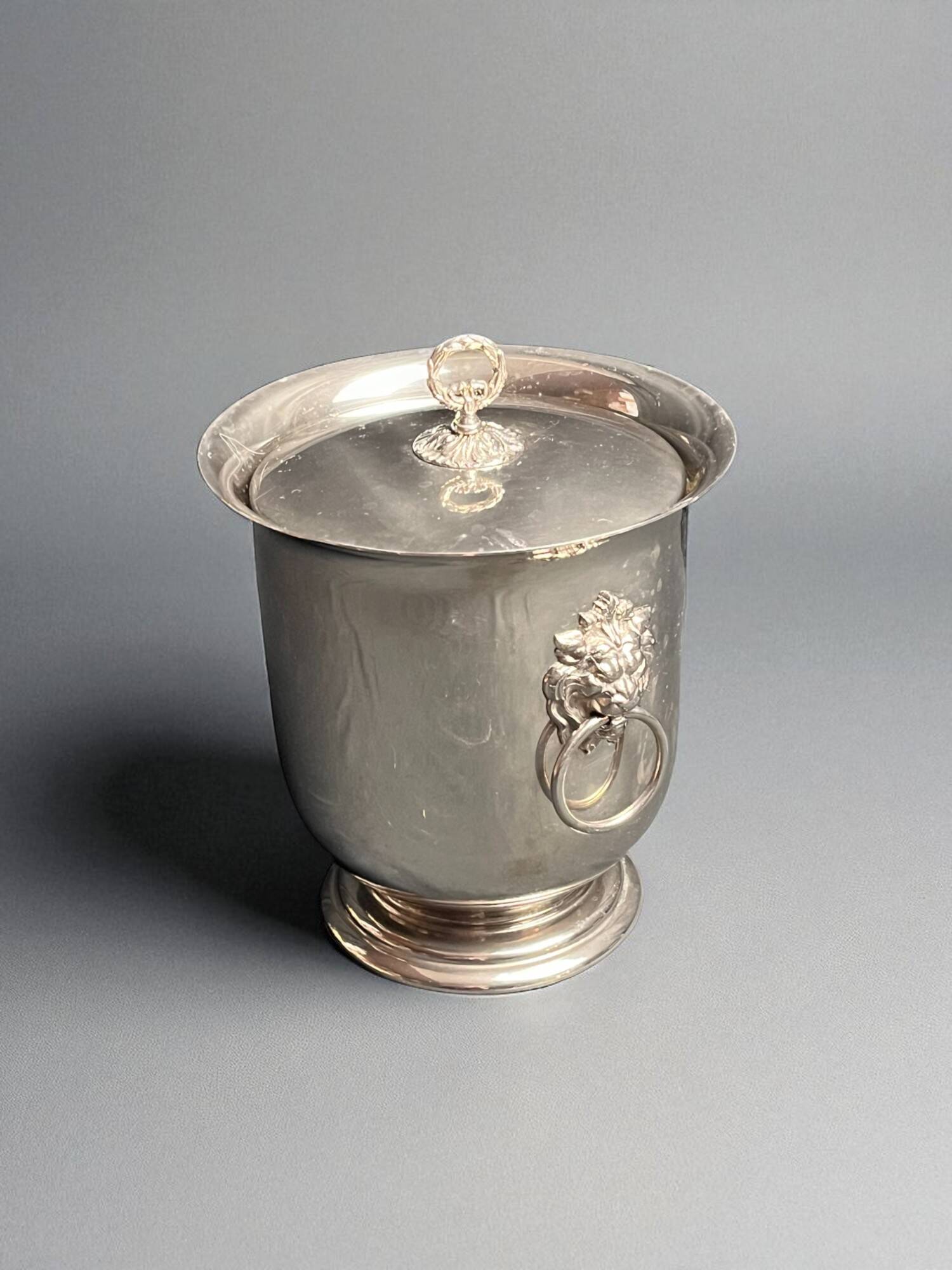 Tableware, Thermid silver metal ice bucket, glass bowl, lion handles X