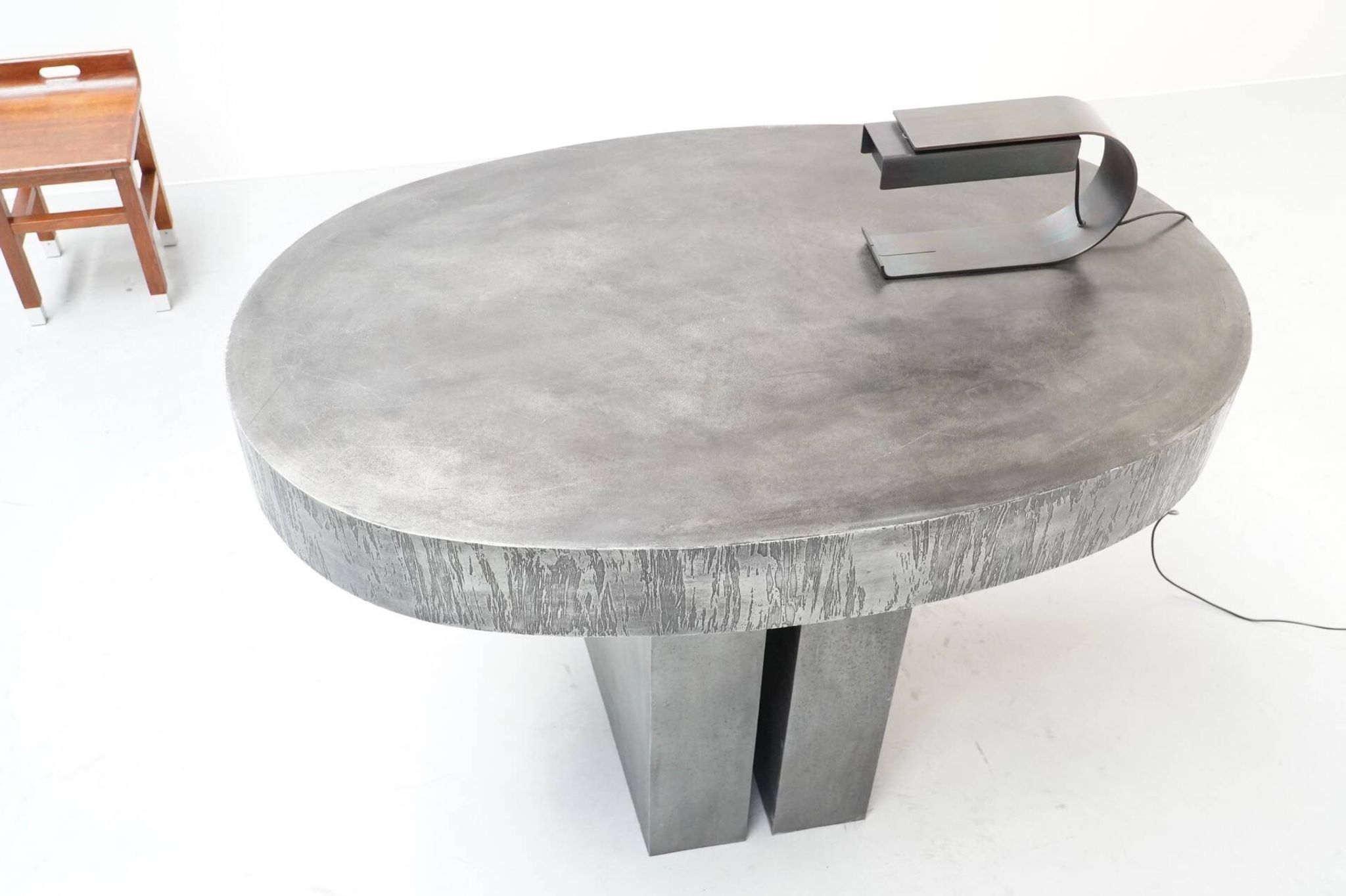 Roger Bonduel, Table Console en Acier Gravé à la Main