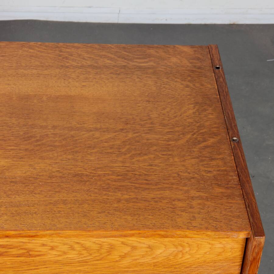 Commode en bois par Jiri Jiroutek, modèle U-453, vers 1960