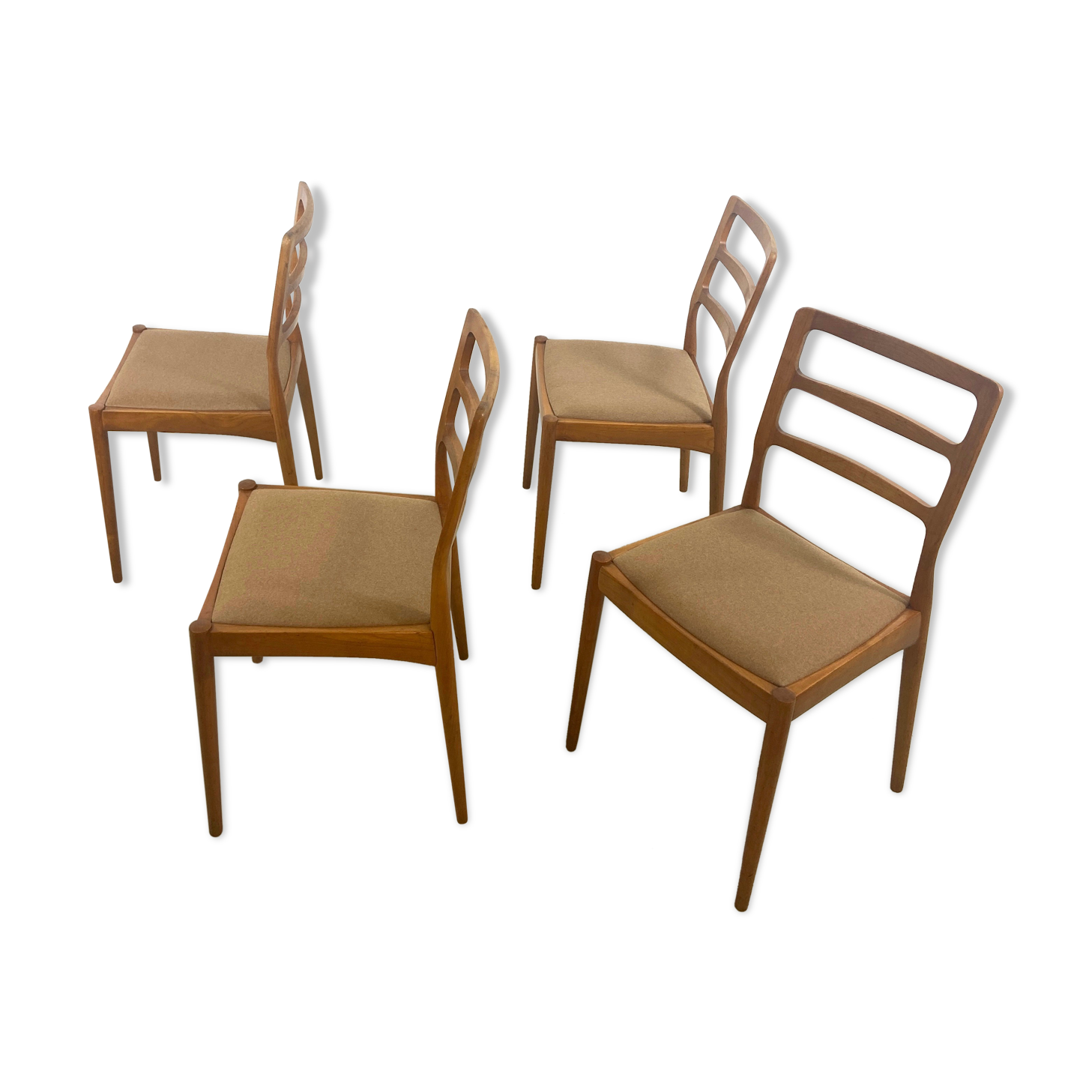 Set of 4 Casala chairs