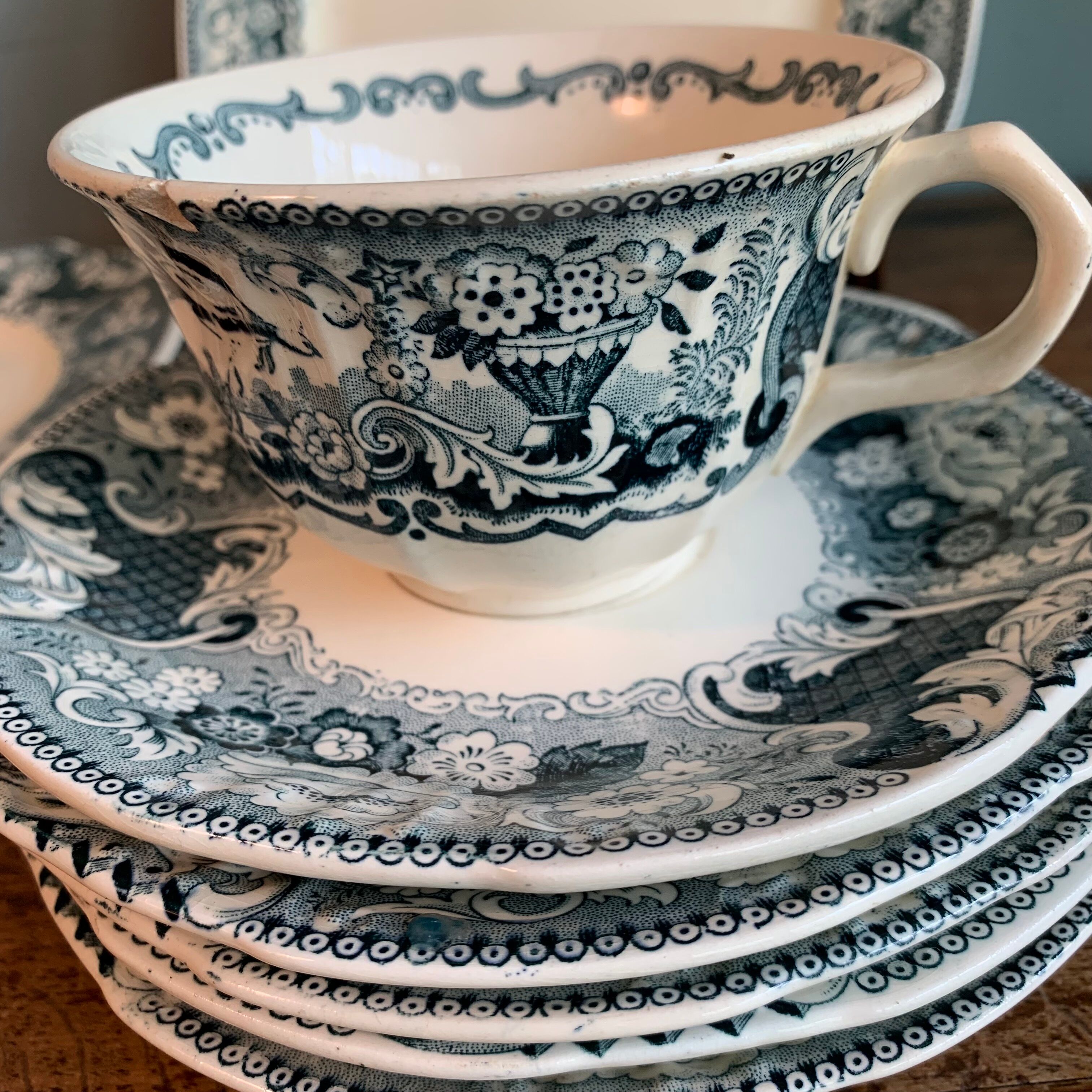 Maastricht Ceramic Breakfast Service Party