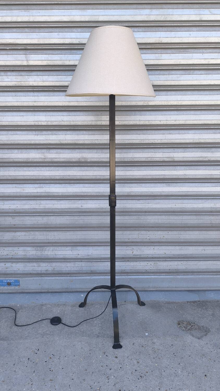 Wrought iron tripod floor lamp 1960