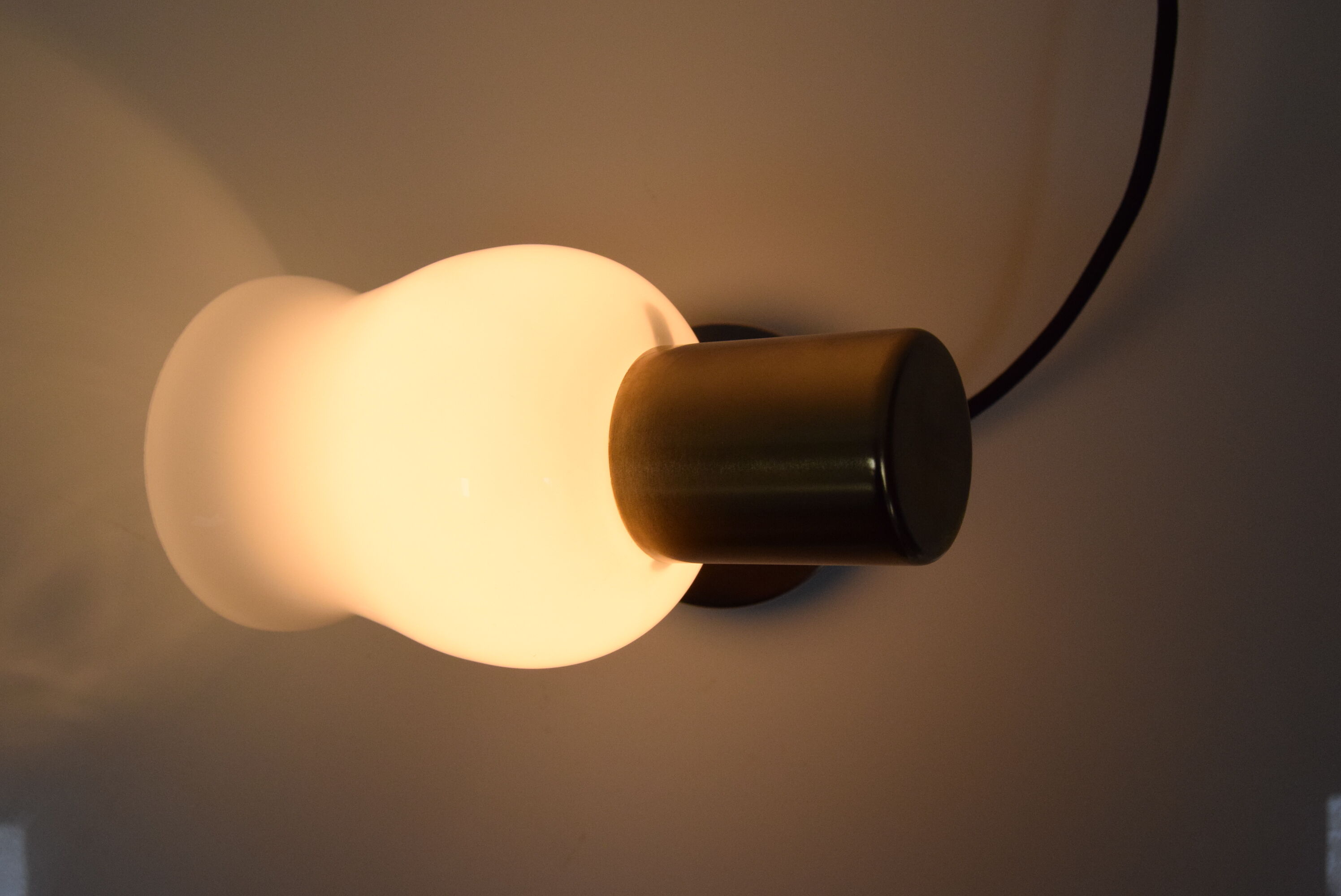 Lampe de table du milieu du siècle Kamenicky Senov, années 1960.