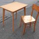 Table et chaise bistrot vintage