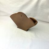 Wall-mounted terracotta coffee filter pot