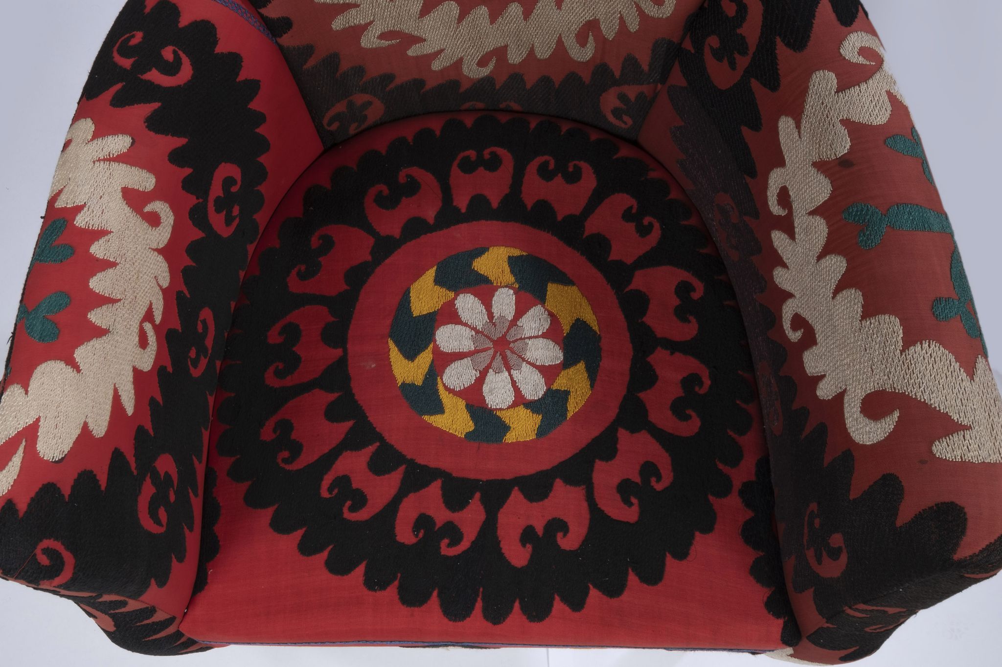 Fauteuil ethnic bergere