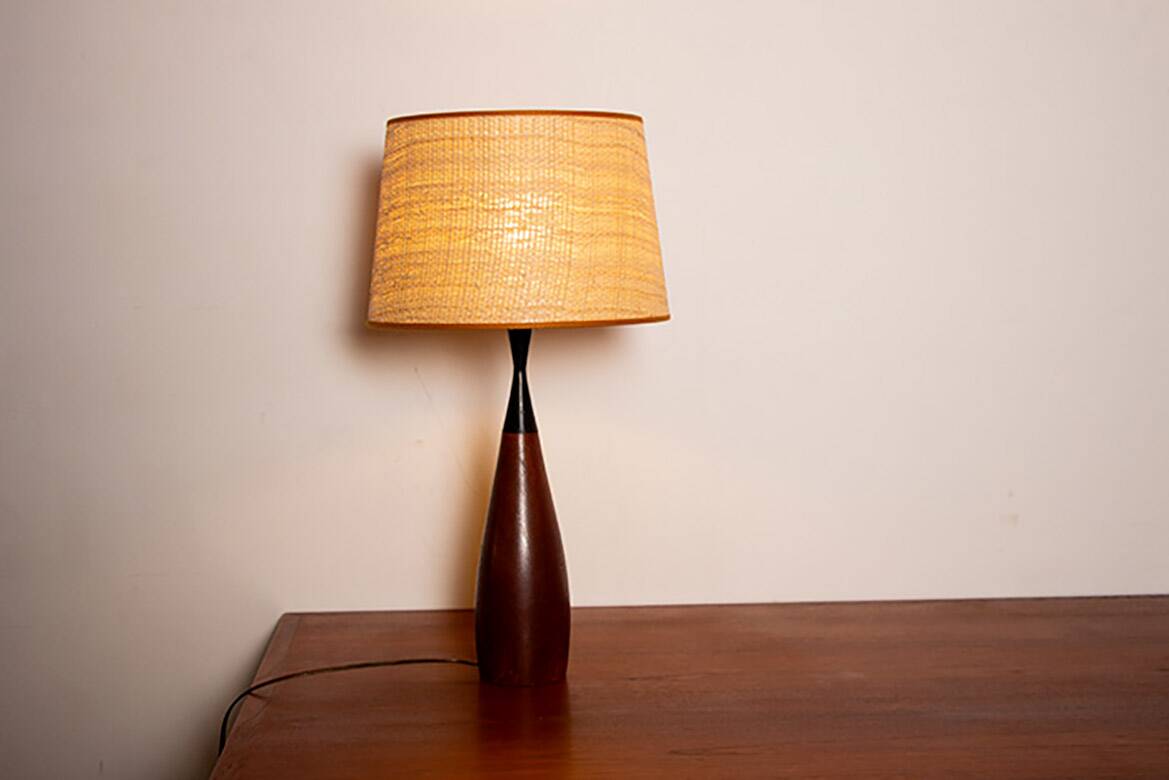 Danish keel-shaped table lamp in teak and ebony by Fog & Morup.
