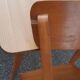 Table et chaise bistrot vintage
