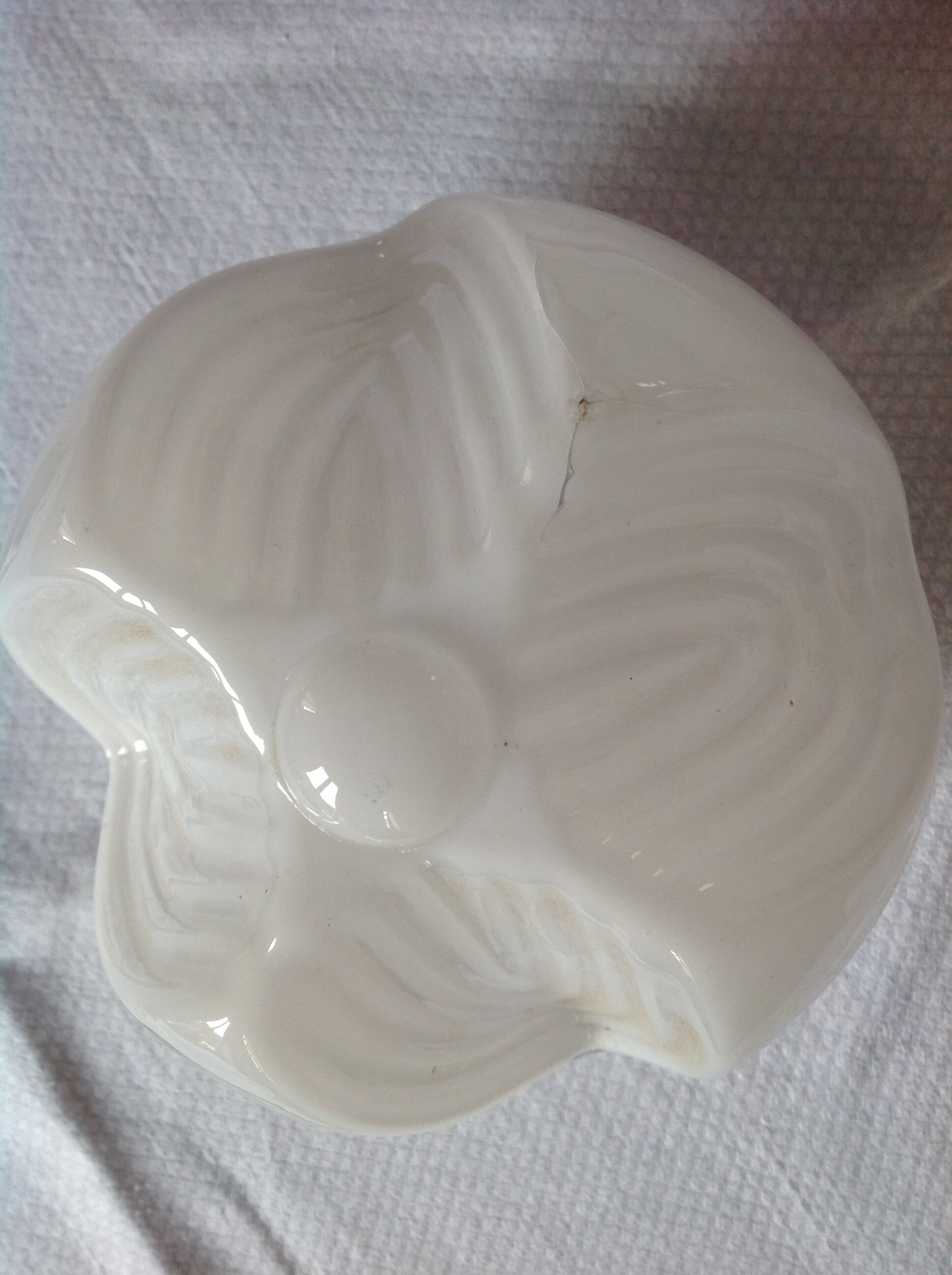 Vintage chandelier in opaline and stainless steel, 70s.