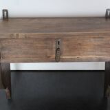 Side shelf with drawer