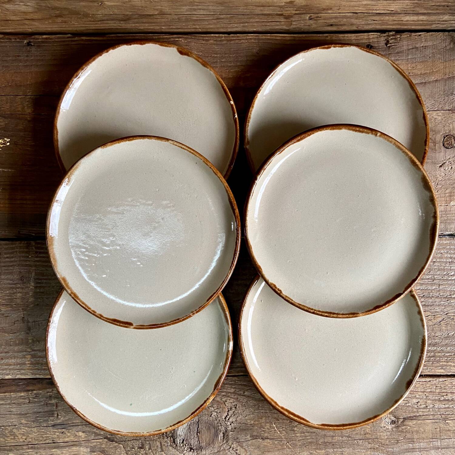 6 stoneware dessert plates