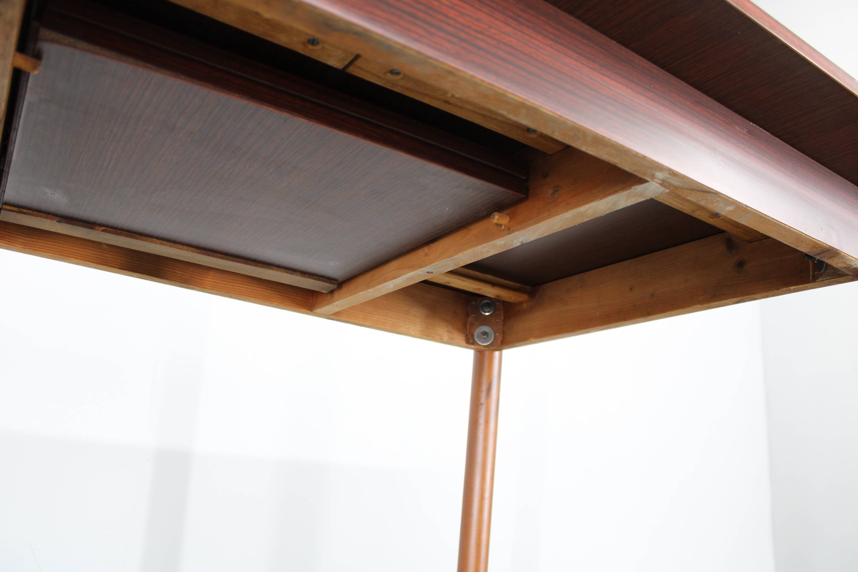 1970s Italian Extendable Dining Table