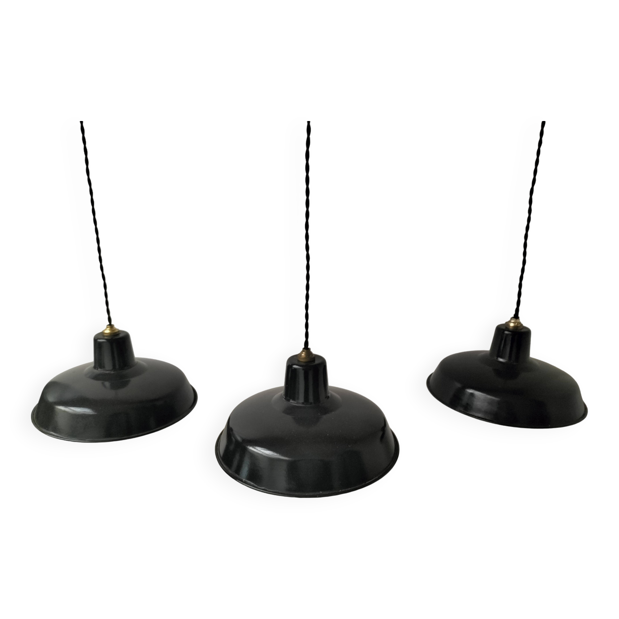 Enamelled sheet metal suspensions