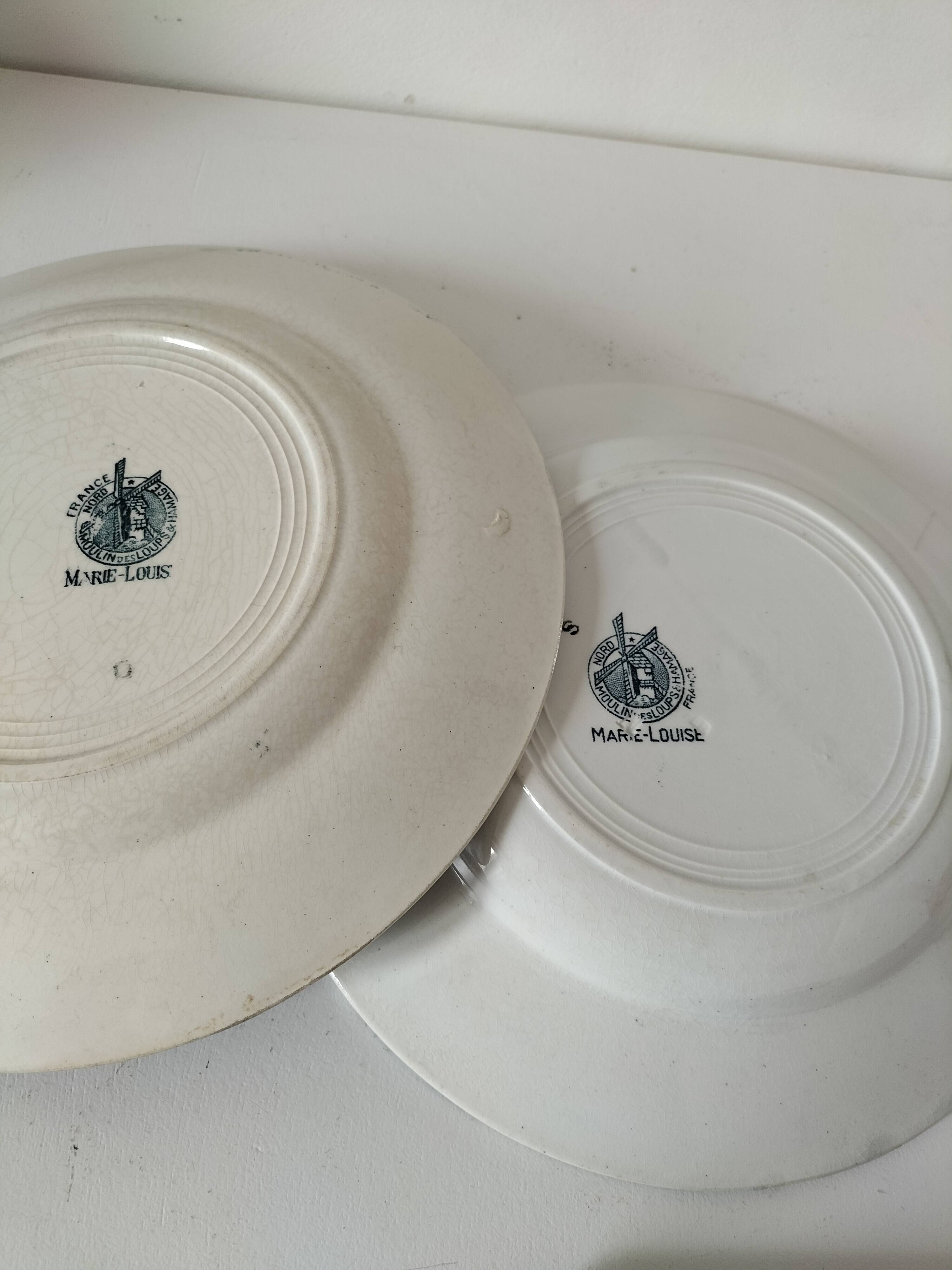 Duo of Moulin des Loups & Hamage plates, Marie-Louise model