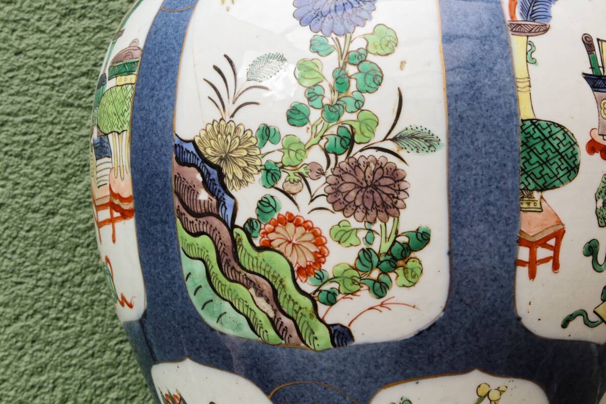 Lamp base, Chinese porcelain, Kangxi style, late 19th century.
