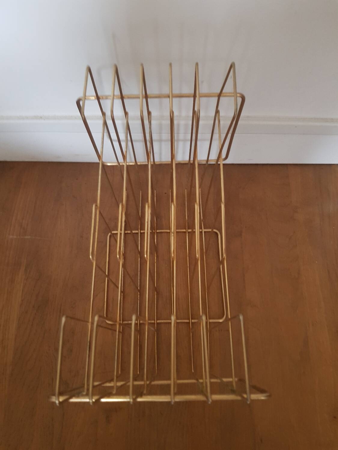 Magazine rack or vinyl rack