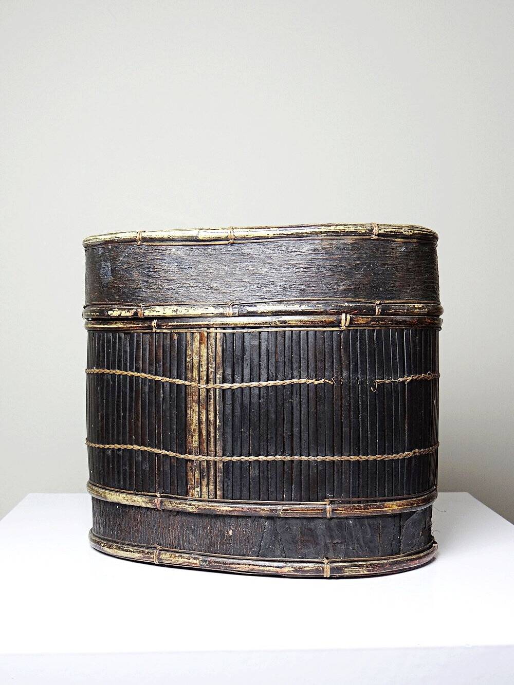 "Tampung" box, bamboo and leaf Indonesia, Lombok early 20th century