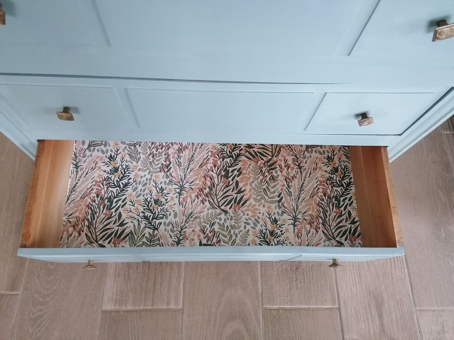 Art Deco chest of drawers