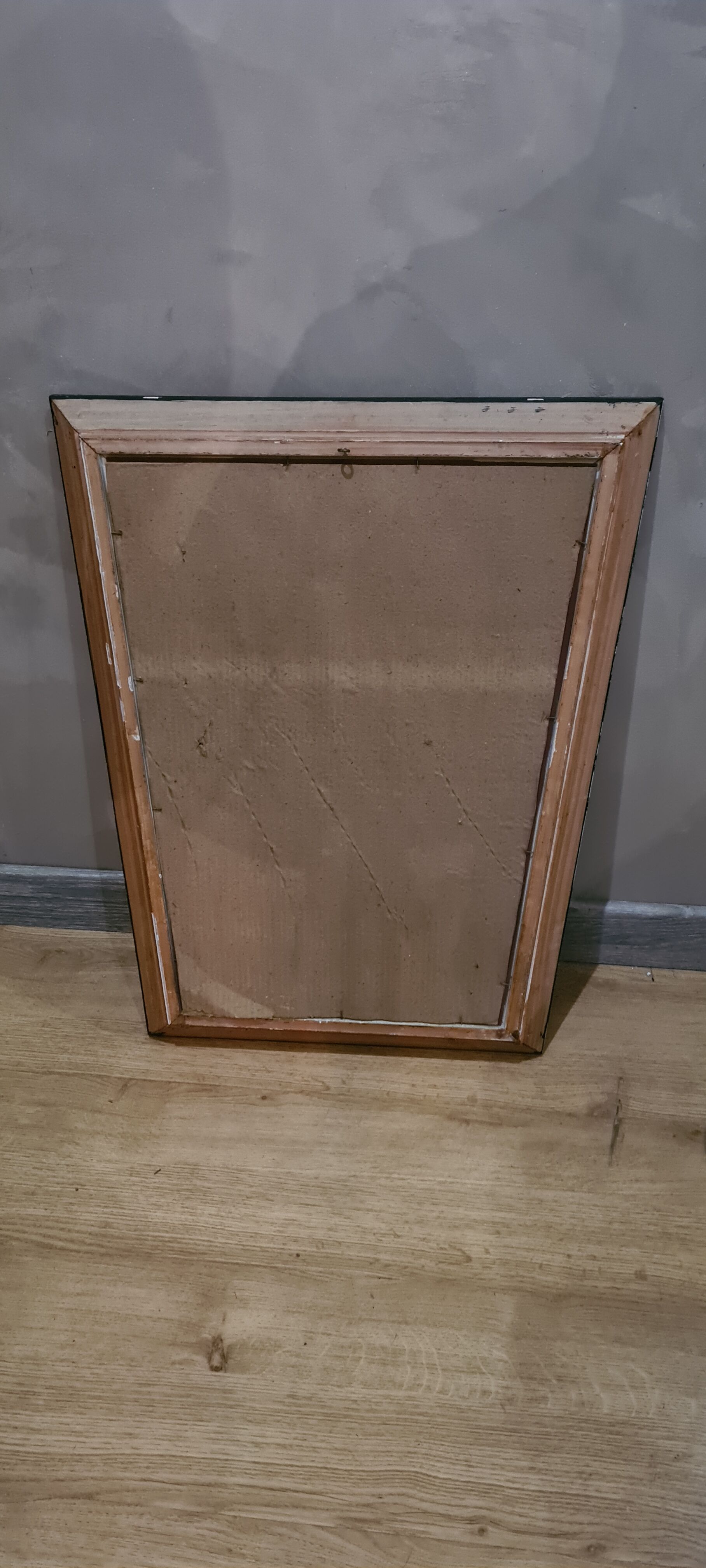 chiseled asymmetrical mirror of typical pattern 1950 a 60 ,52x65x45cm