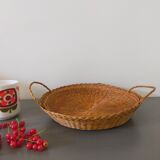 Old woven wicker fruit basket, wicker bread basket, round wicker wicker basket