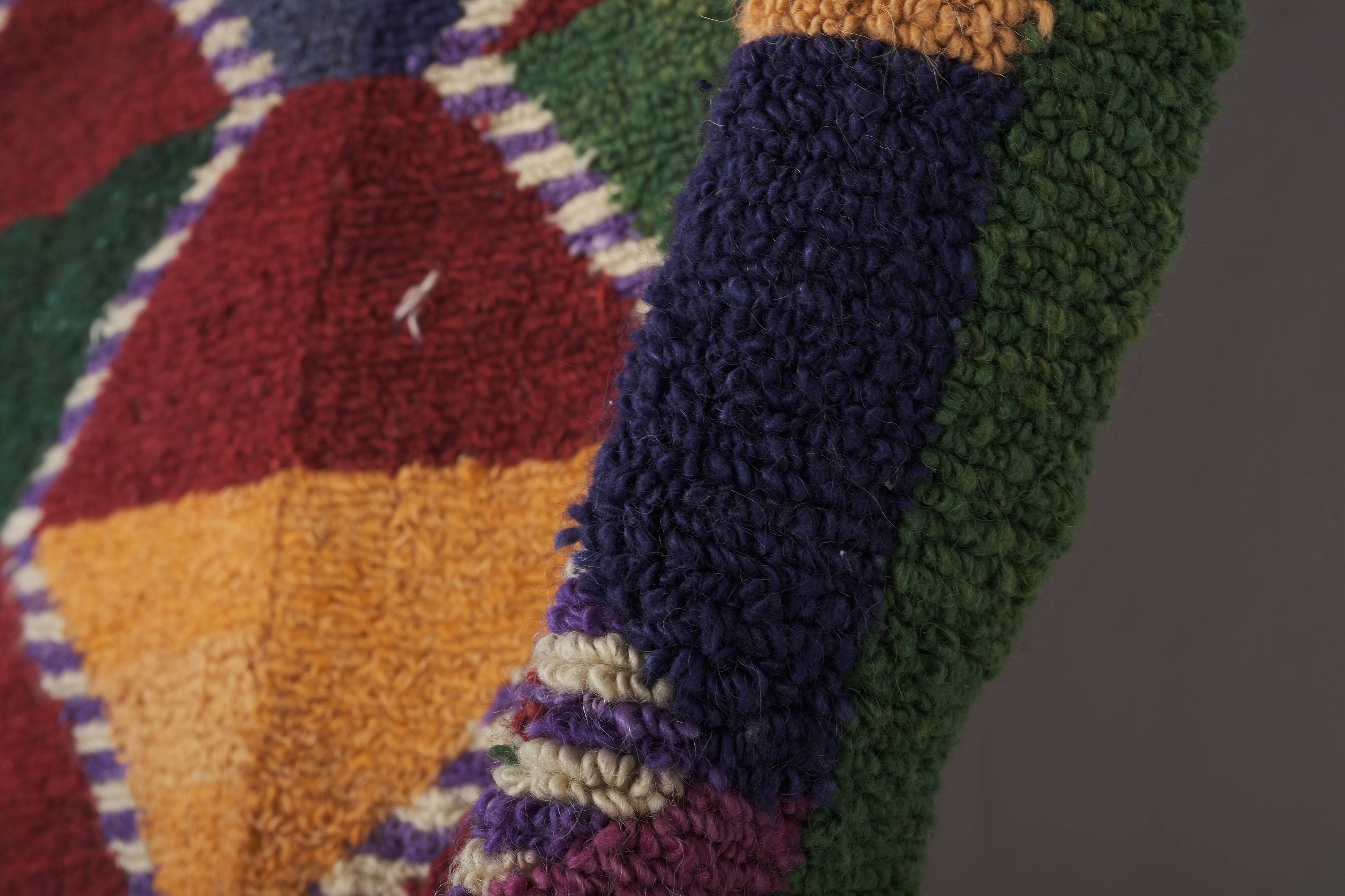 Vintage Turkish Oushak Rug Handwoven 108x150 cm