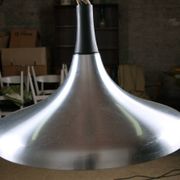 Grande suspension Allemande en métal chromé, modèle Tulip par Erco 1960.