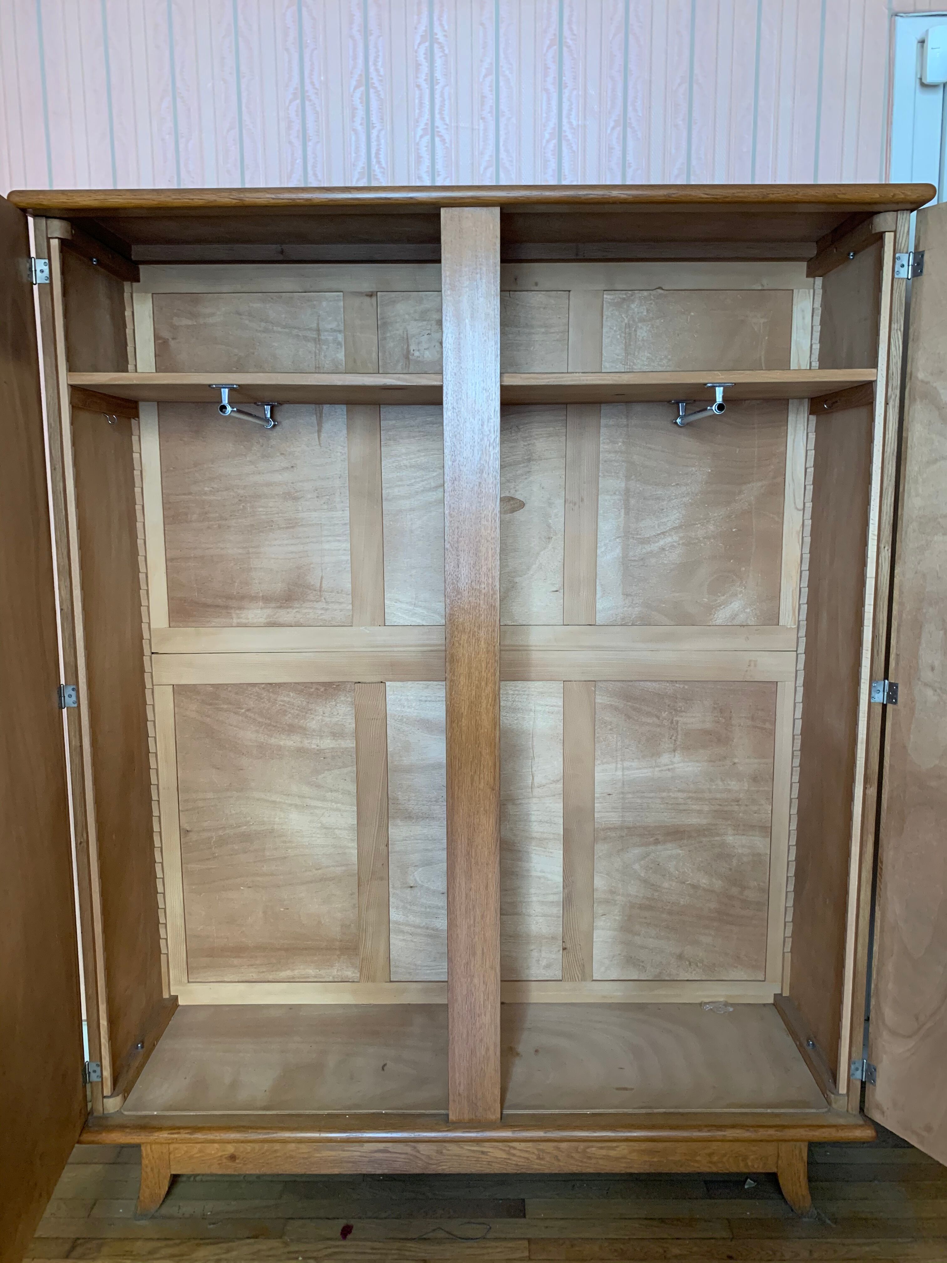 cabinet from the 40s/50s