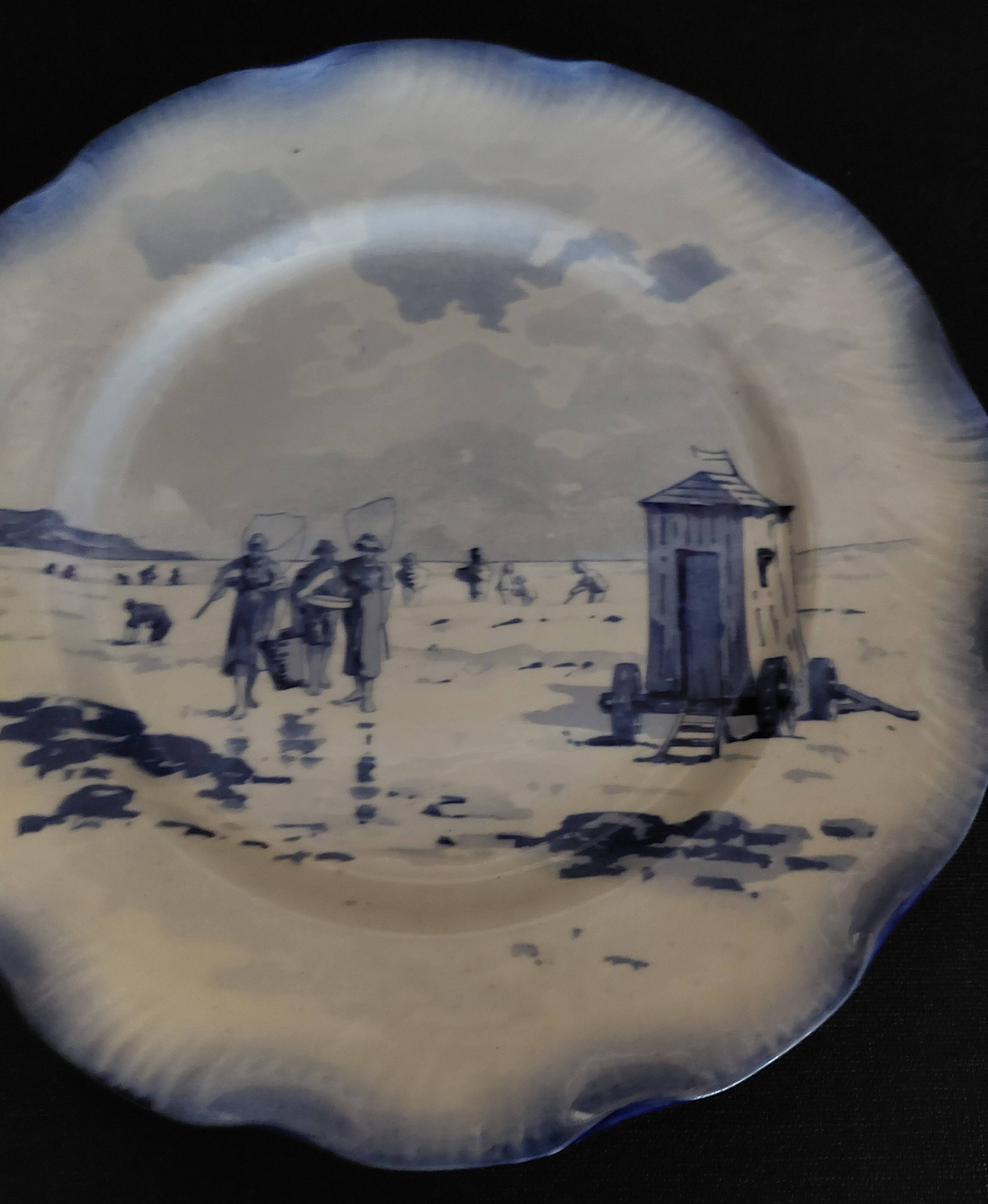 Sarreguemines earthenware plate with Marine decor late 19th century early 20th century