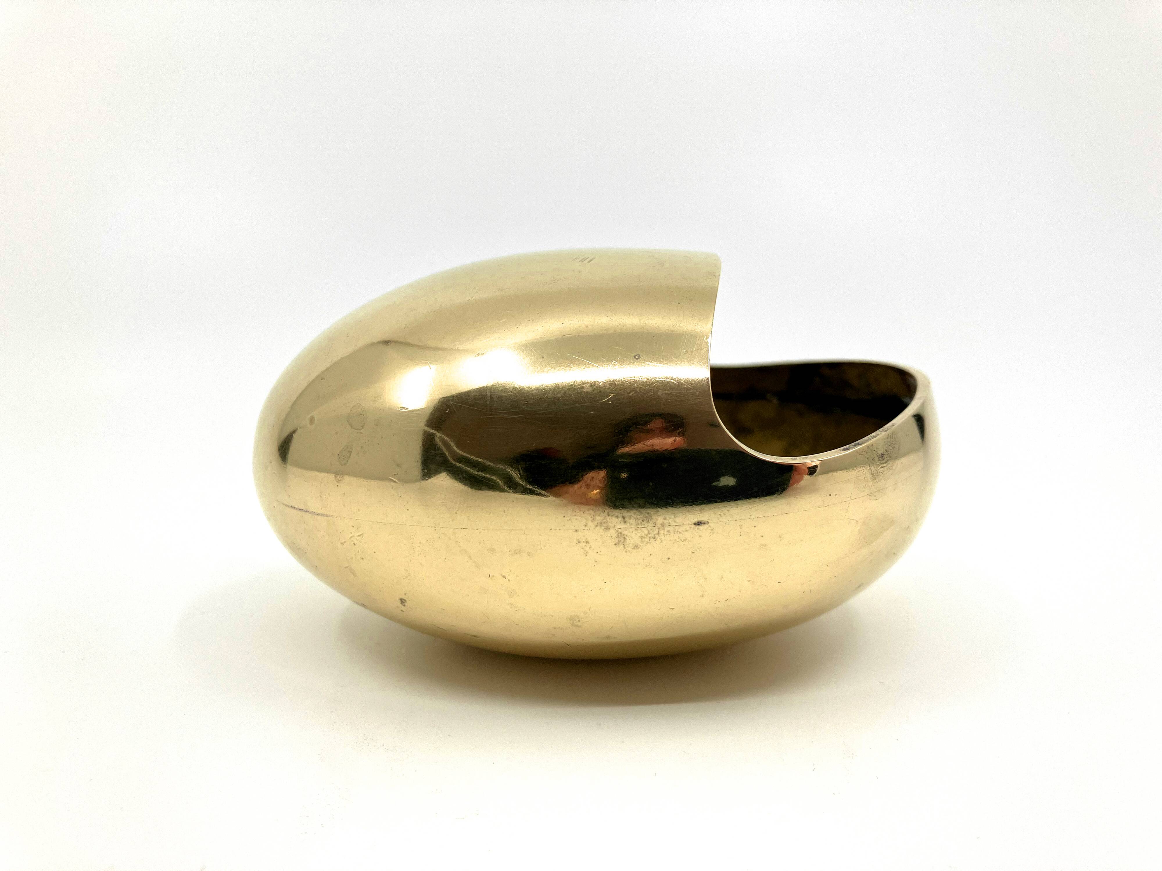 Modernist ashtray "the smile" • Carl Cohr • Denmark 50s