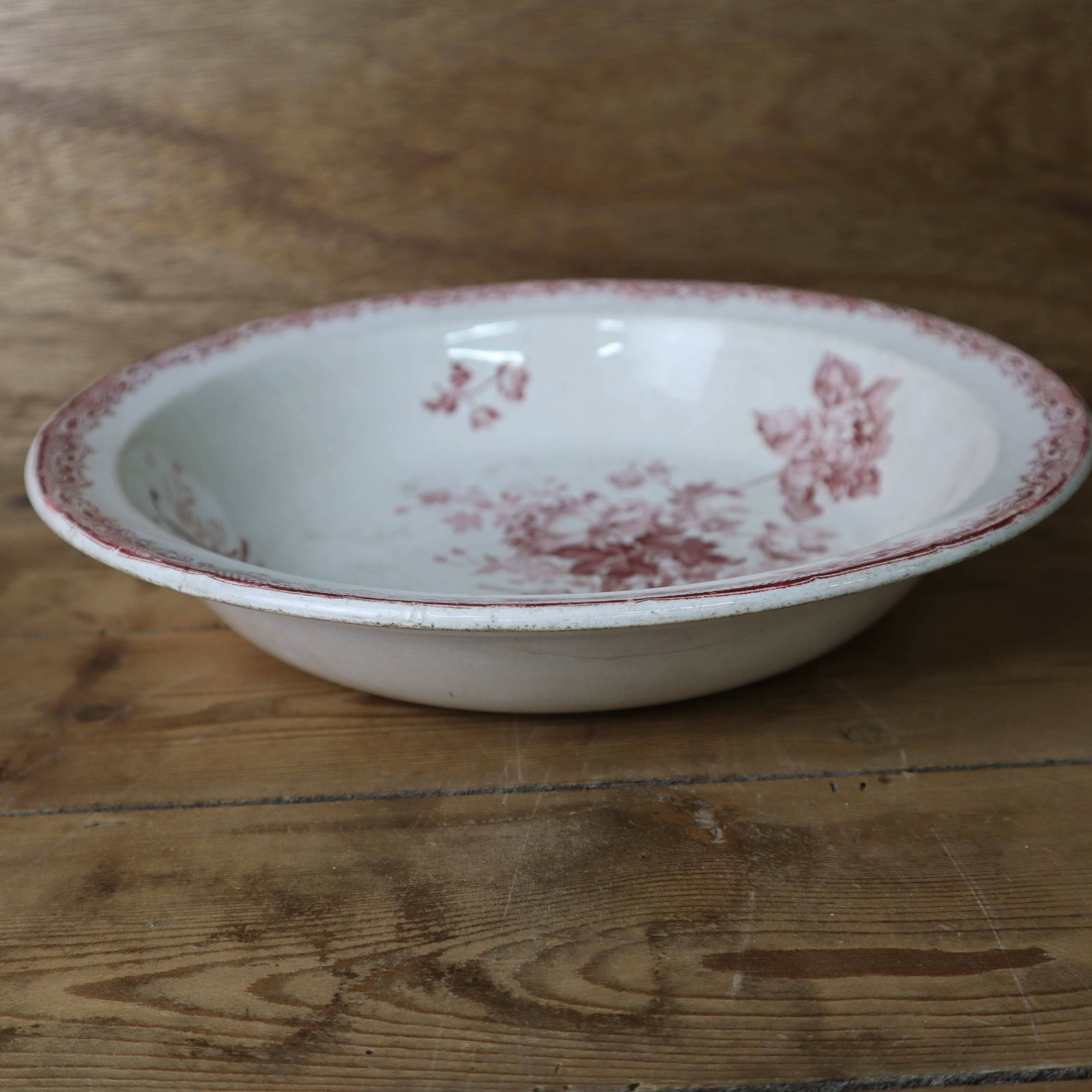 Sarreguemines hollow dish FONTANGES model white/pink