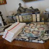 Lot of 4 red striped bis towels