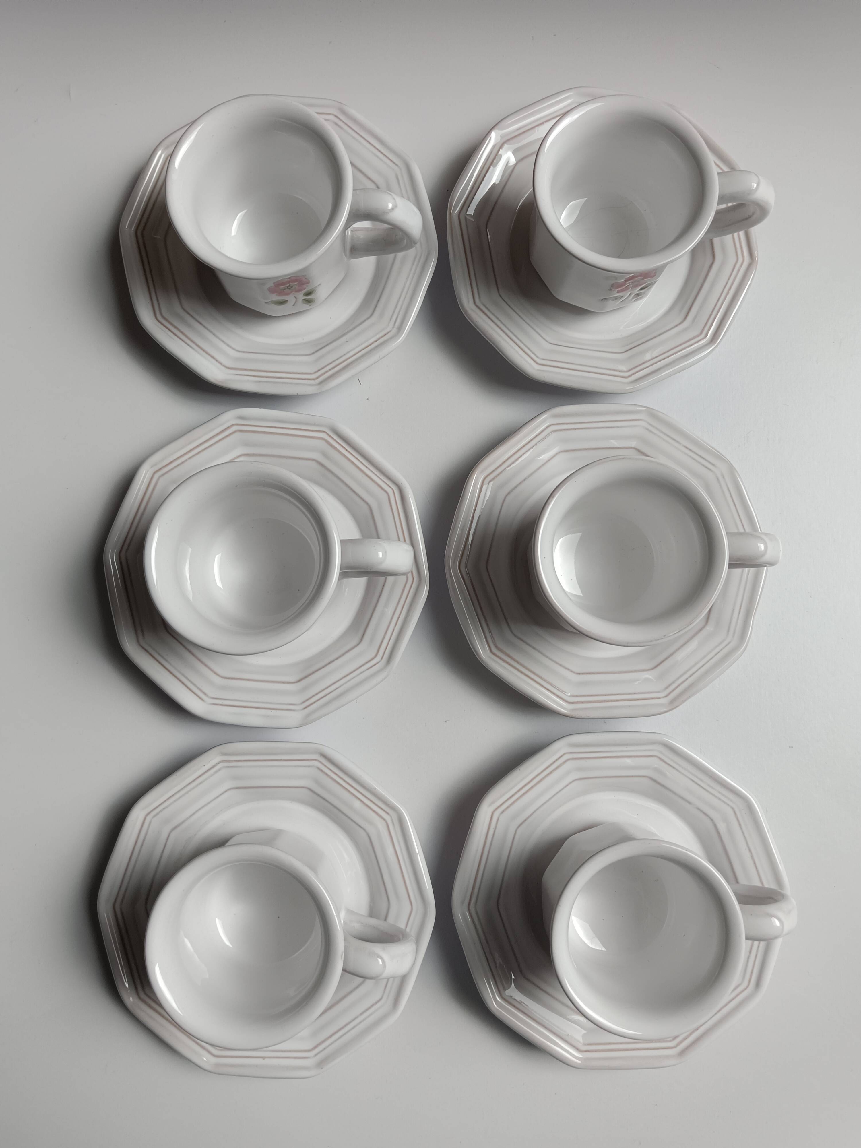 6 tasses Niderviller blanches et roses à décor de fleurs