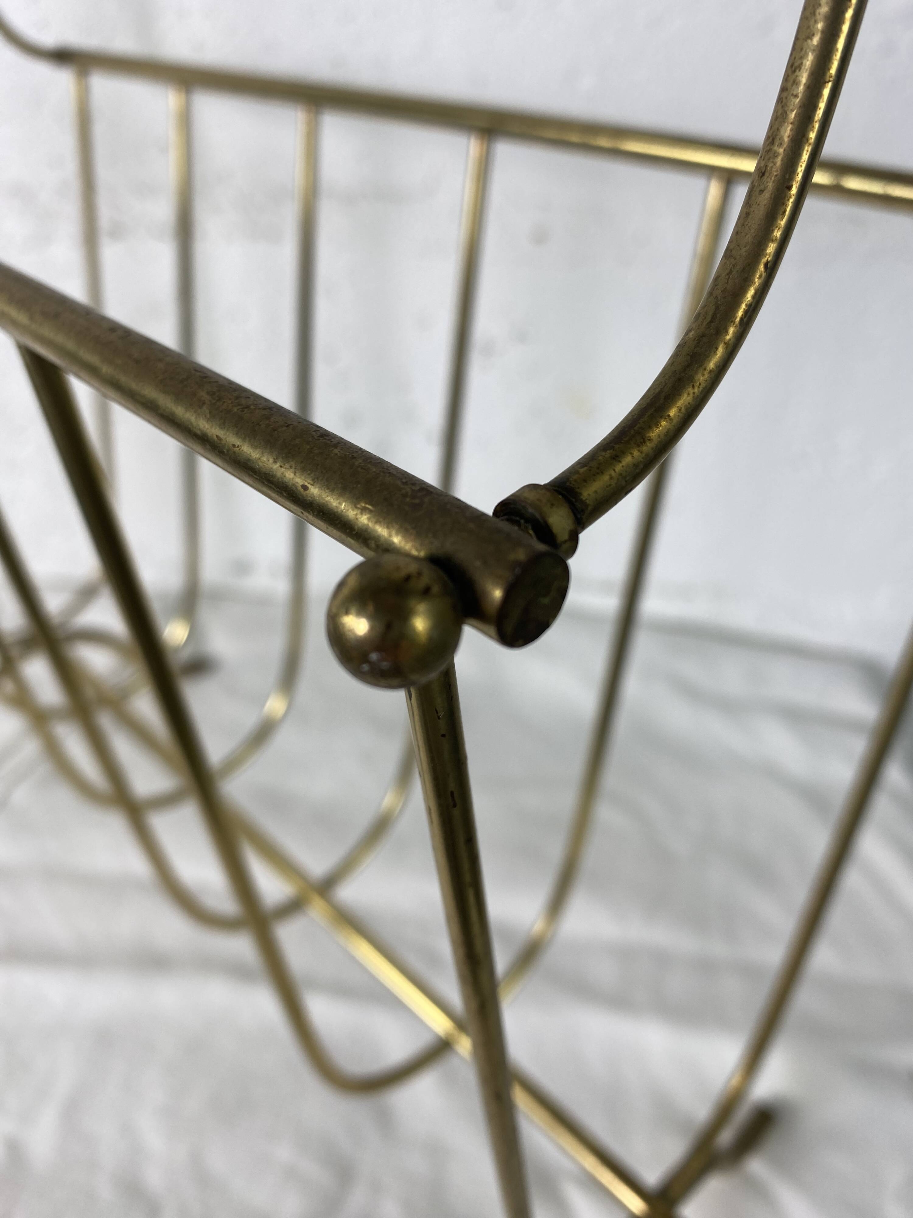 Porte revue doré en laiton