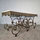 Exceptional large presentation table in cast iron from the late 19th century.