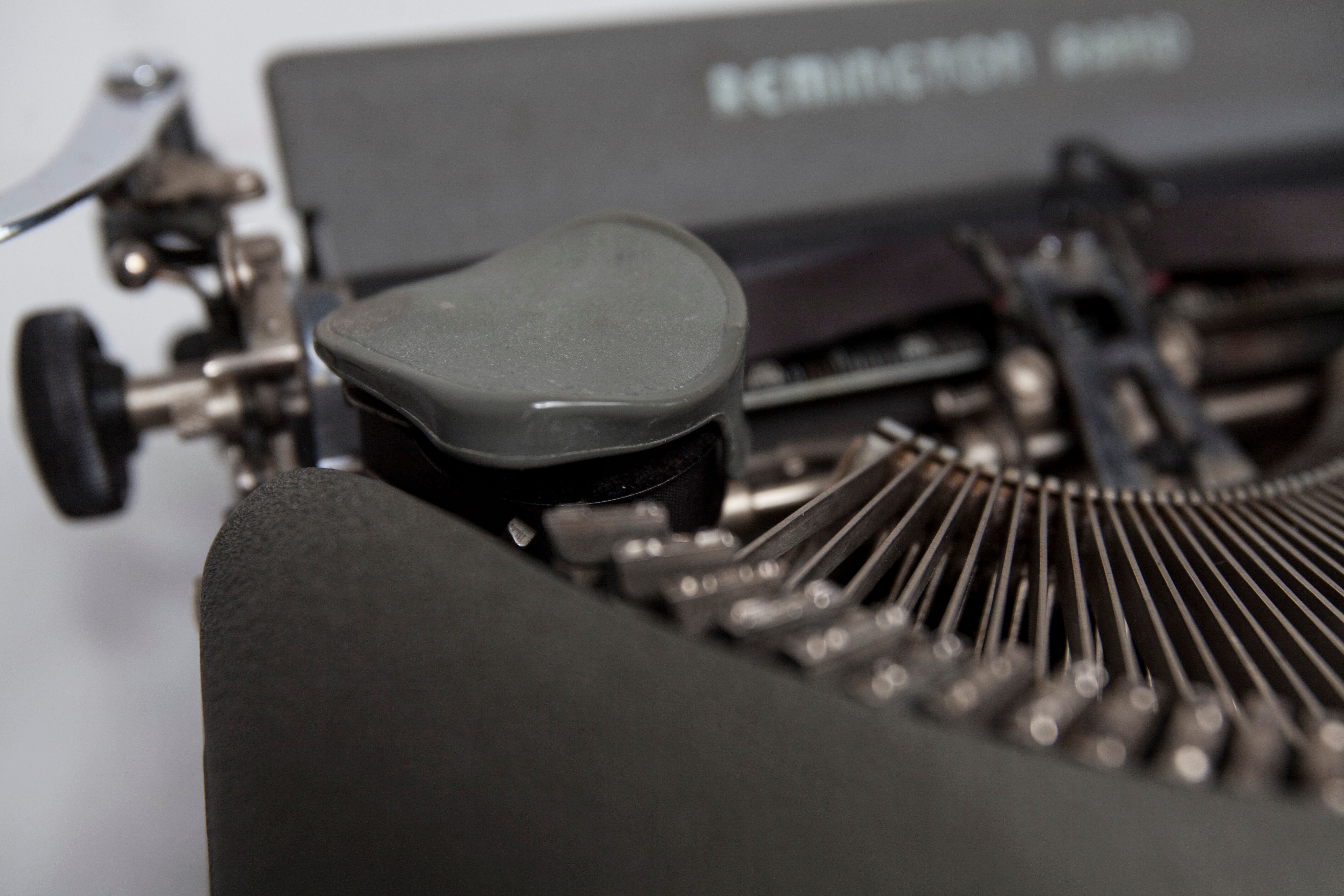 Typewriter Remington rand 1947 deluxe model 5 revised and new ribbon