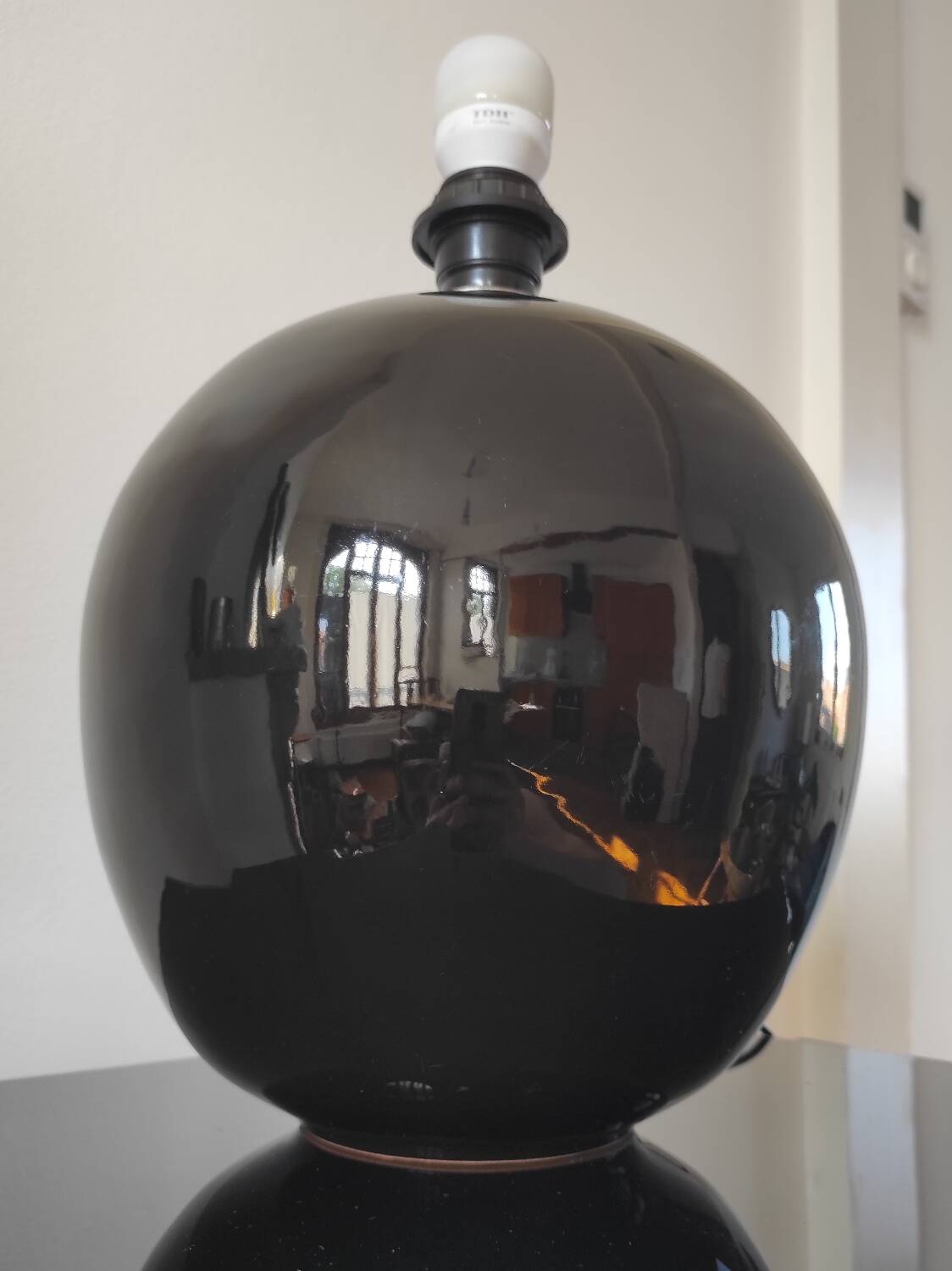 Vintage black ceramic globe lamp – Montgolfier Ceramics (Durta)